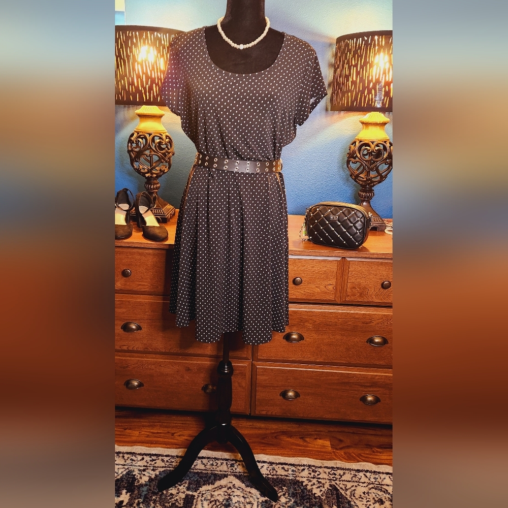 Bebe Silver Hoop Rocker Belt - NWT - Picture 8 of 8
